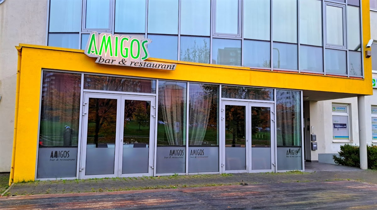 Amigos Bar & Restaurant